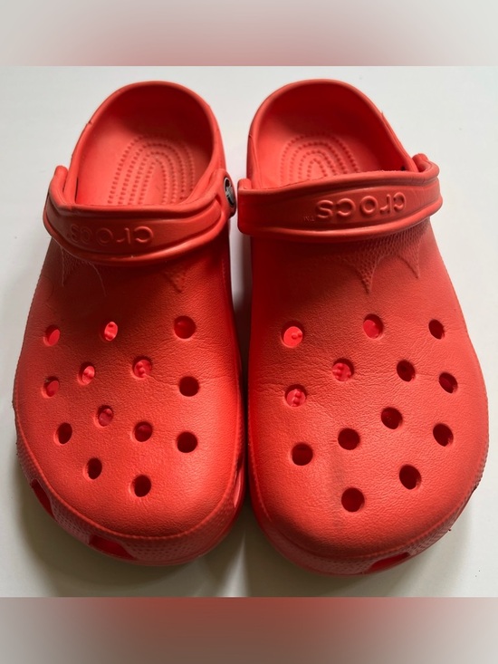 CROCS Shoes - CROCS Classic Clogs Salmon Red Comfort Slip-On Unisex Women's 8-9 Men's 6-7